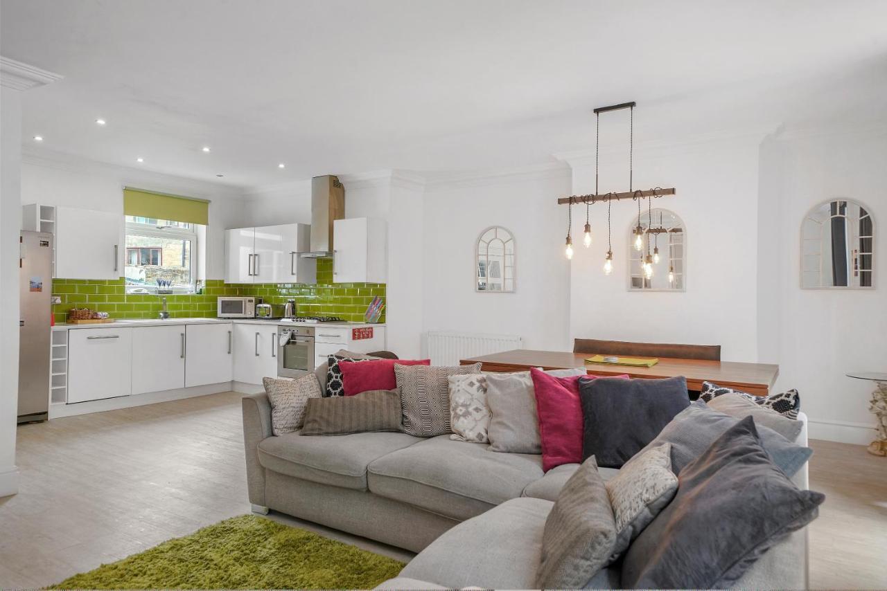 Apartment 30 Percent Off! The Gem - 4 Bedrooms *