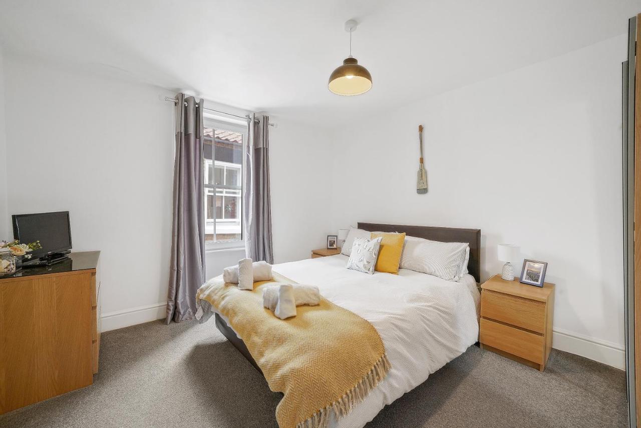 30 Percent Off! The Gem - 4 Bedrooms